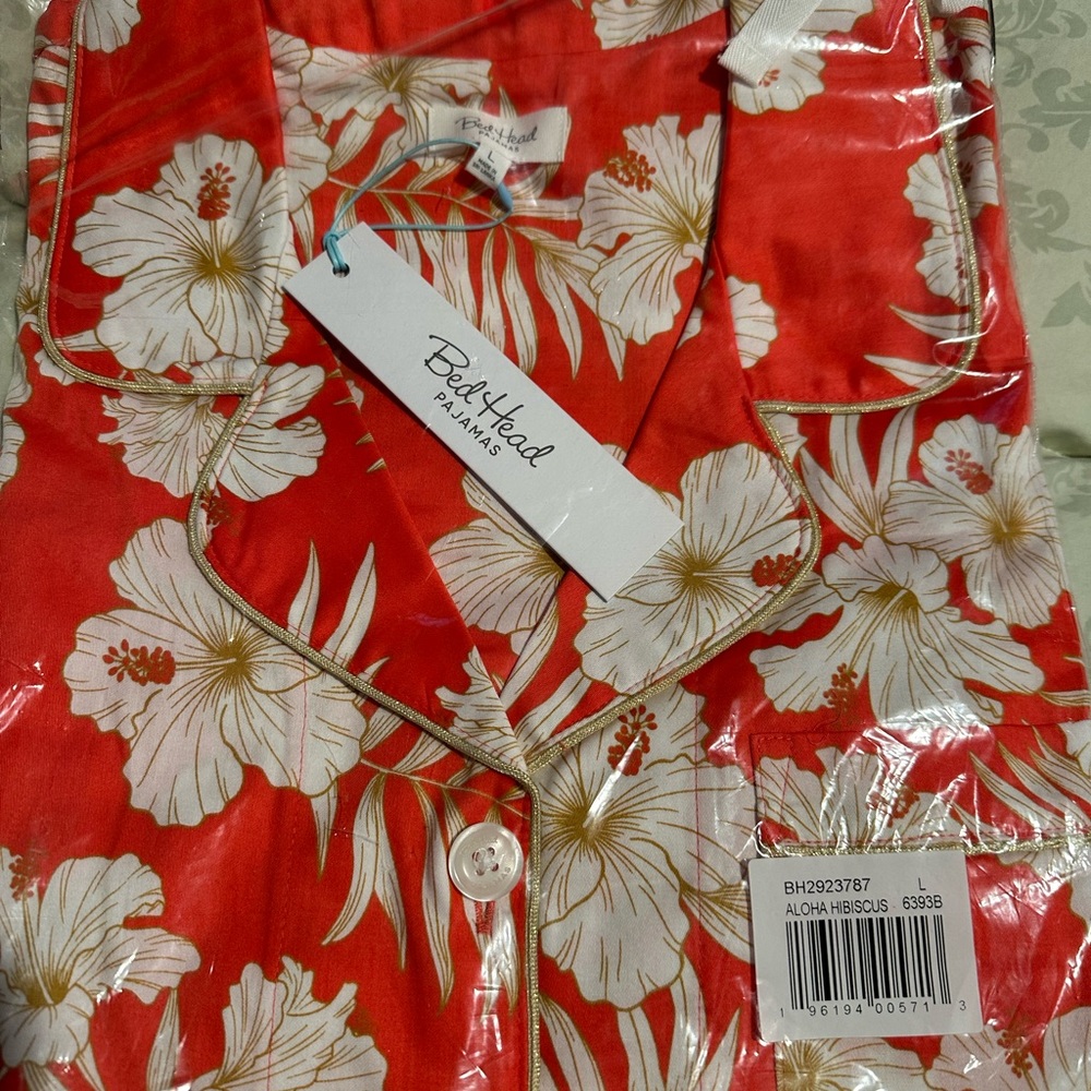 BedHead pajamas bnwt size L, l/s with notch collar.  1st quality from BedHead!